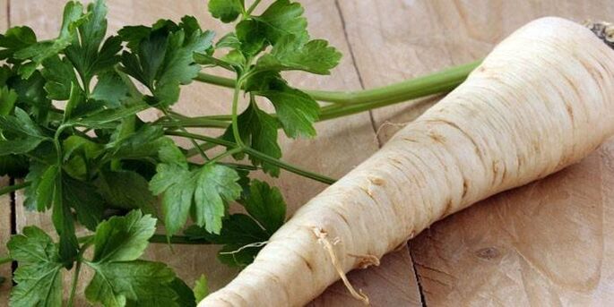 Racine de persil utilisée pour traiter la prostatite